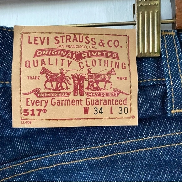 Vintage Levi’s 517 Bootcut Jeans Rigid Dark Wash Denim 90s Retro Hemmed Mens 34 - Picture 8 of 12